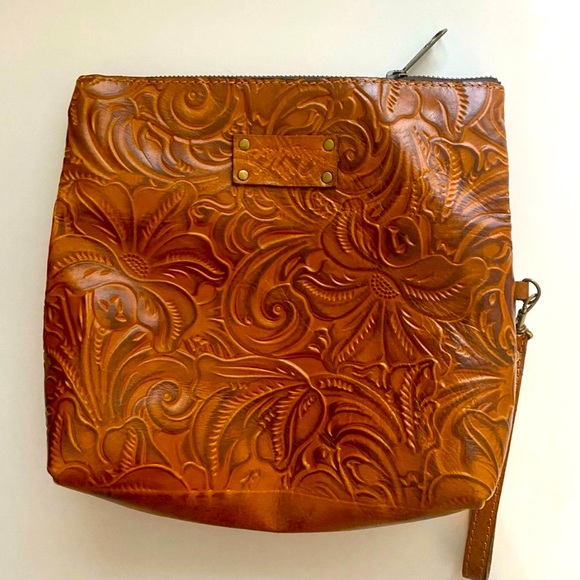 Patricia Nash Wristlet NWOT - Picture 4 of 5